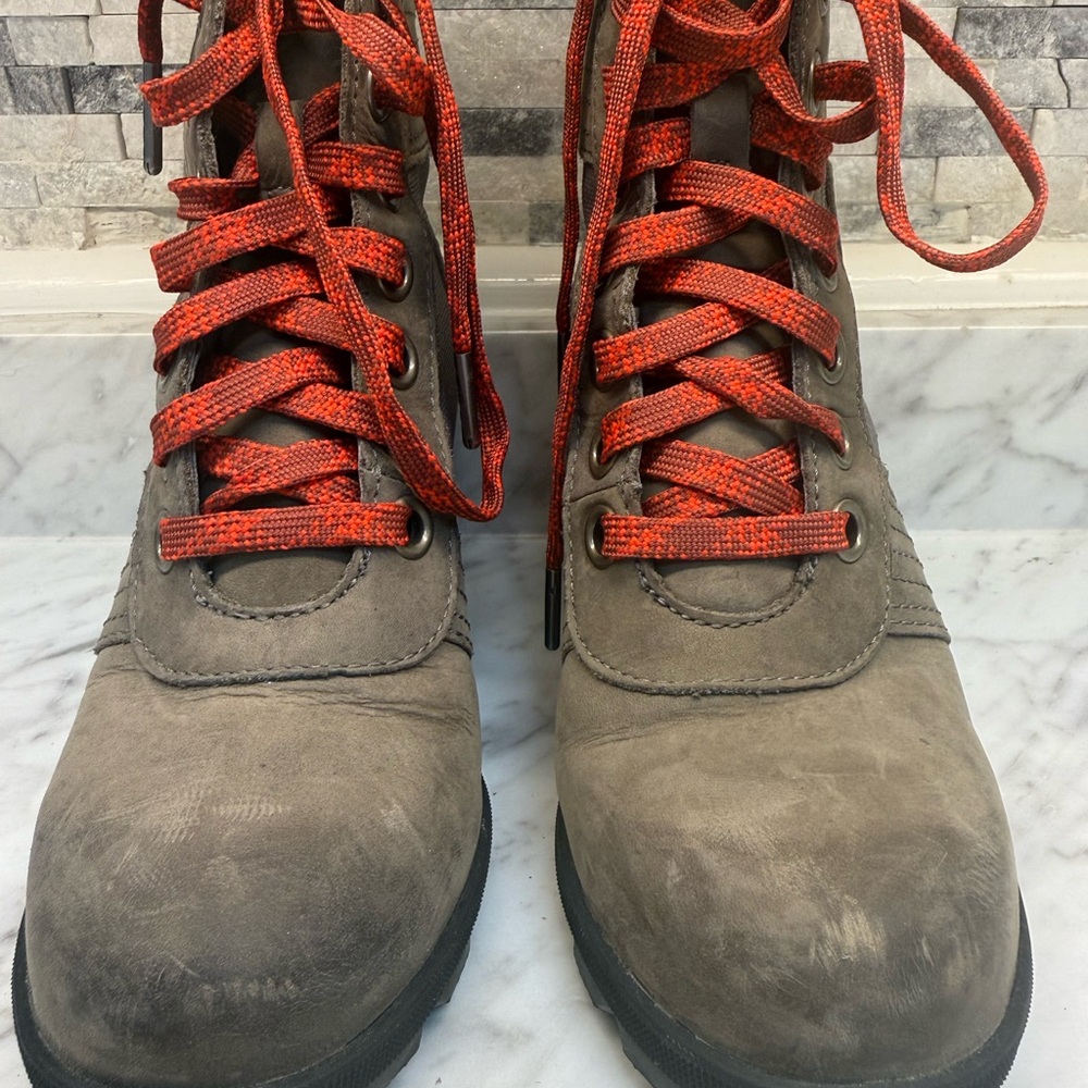 Women’s 6 Lexi Wedge